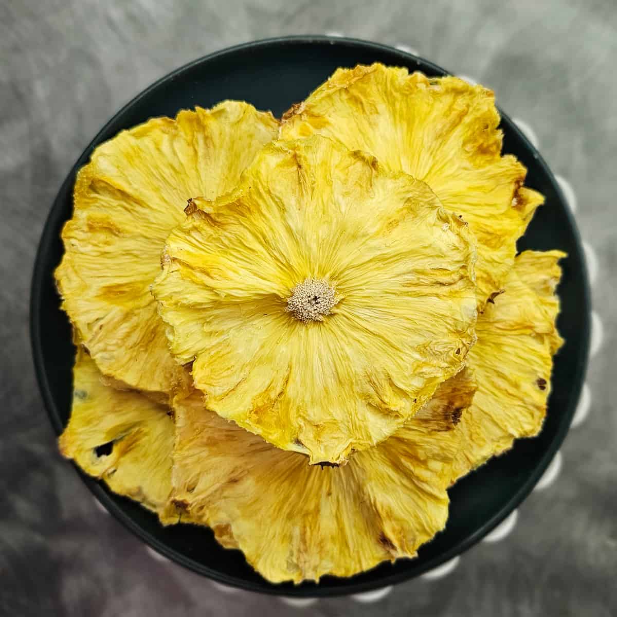 Nim's air-dried whole pineapple rings in clear resealable pack